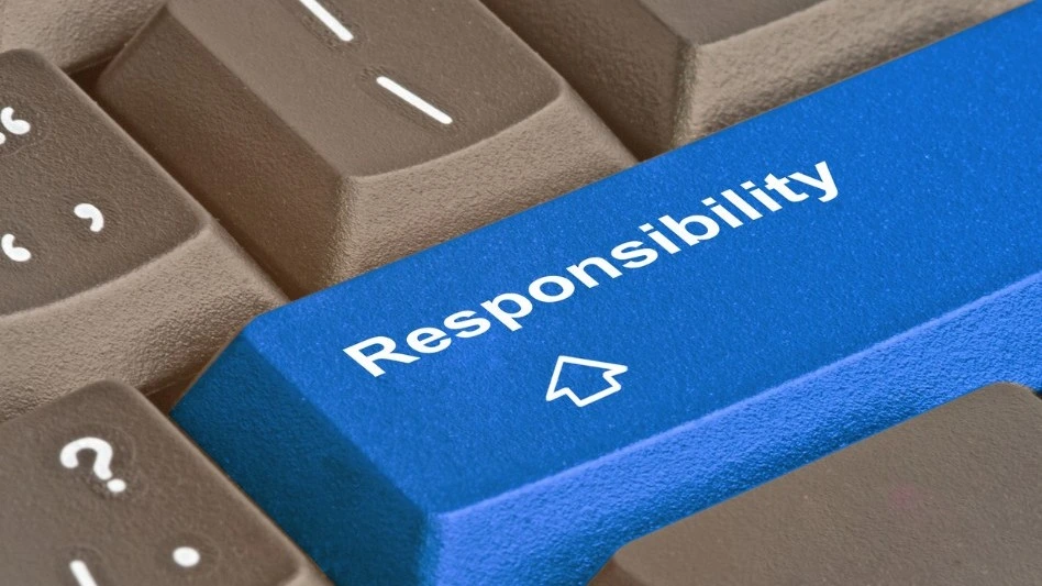 책임감을 상징하는 Responsibility 키 이미지